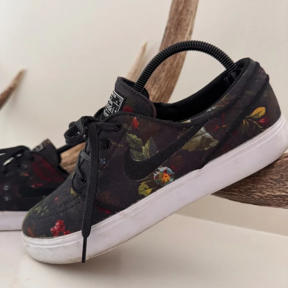 Nike SB Stefan Janoski Black Floral Print Skate Shoes 615957-900 Mens 8.5